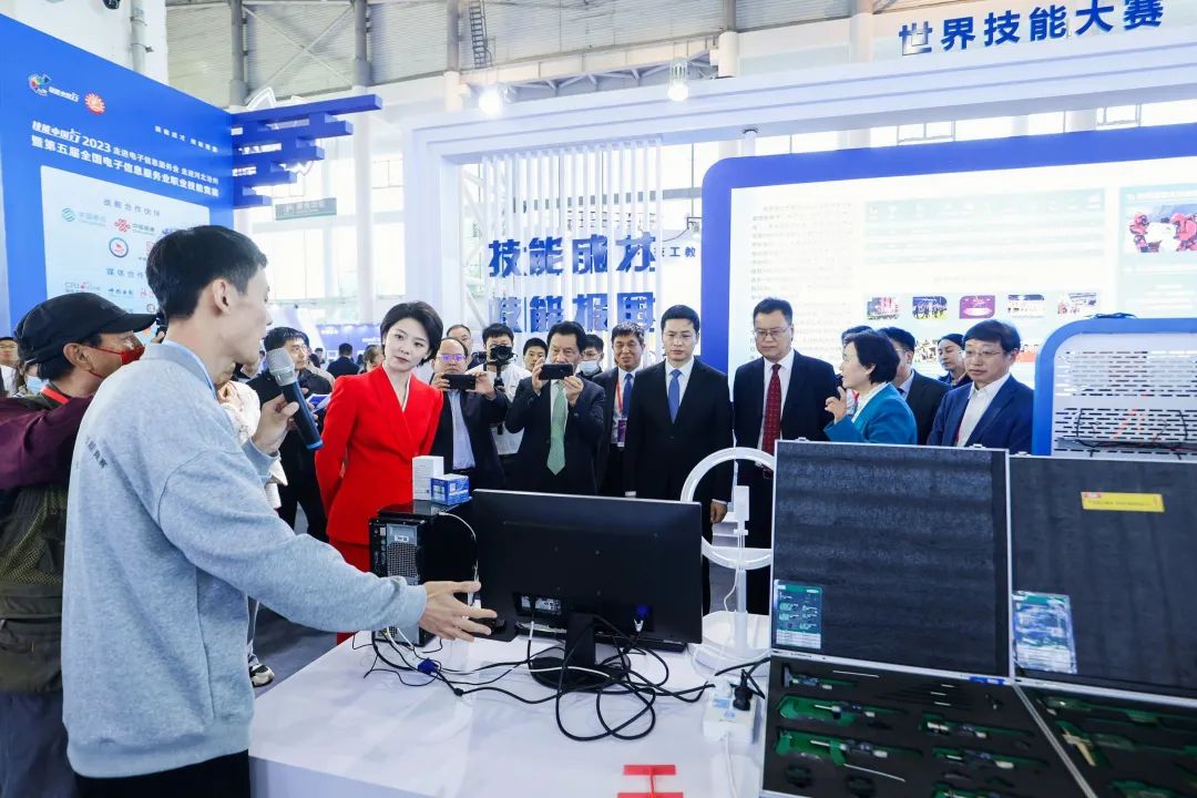 1698911022572084915.jpg 640 (2).jpg